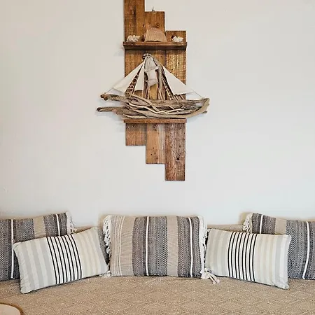 Nostromo Sirma & On Thalassa Dom wakacyjny *