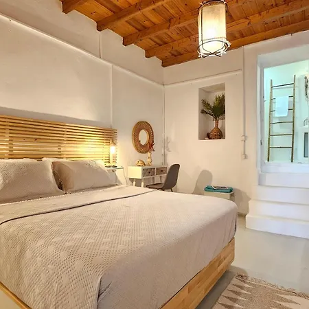 Nyaraló Nostromo Sirma & On Thalassa *