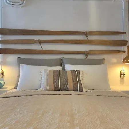 Nostromo Sirma & On Thalassa