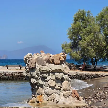 Nostromo Sirma & On Thalassa Σπίτι διακοπών *