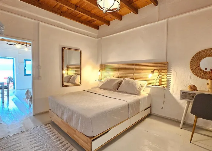 Nostromo Sirma & On Thalassa *