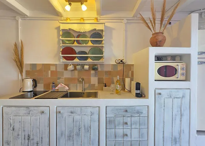 Feriehus Nostromo Sirma & On Thalassa Klima (Milos)