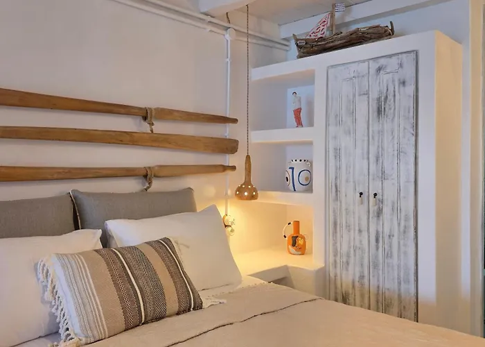 Nostromo Sirma & On Thalassa *