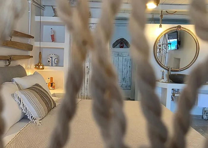 Nostromo Sirma & On Thalassa Klima (Milos)